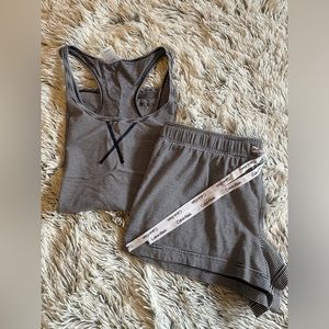 Calvin Klein Pajamas size small top and bottoms/tank and shorts sleepwear